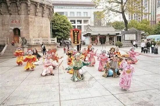 且看英杰，踏歌而至 “新春走基層”探訪汕頭市潮陽區(qū)桃園英歌隊